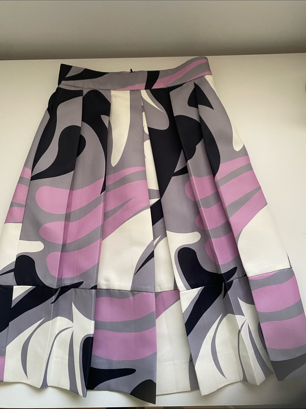Abstract Pleated Skirt in Pink and Gray